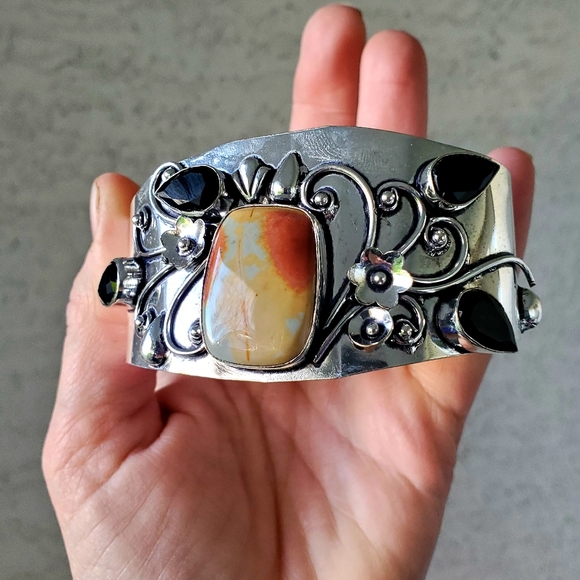 New Mookaite Jasper and Spinnel Cuff 925 Silver Bracelet. - Picture 9 of 16